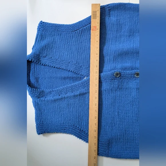 Vintage Handknit Polar Bear Vest Blue Button Front V-neck Men's Women's - Picture 10 of 11
